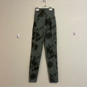 Aerie Offline Leggings Women's XXS Green Tie Dye The Hugger Legging Hi-Rise